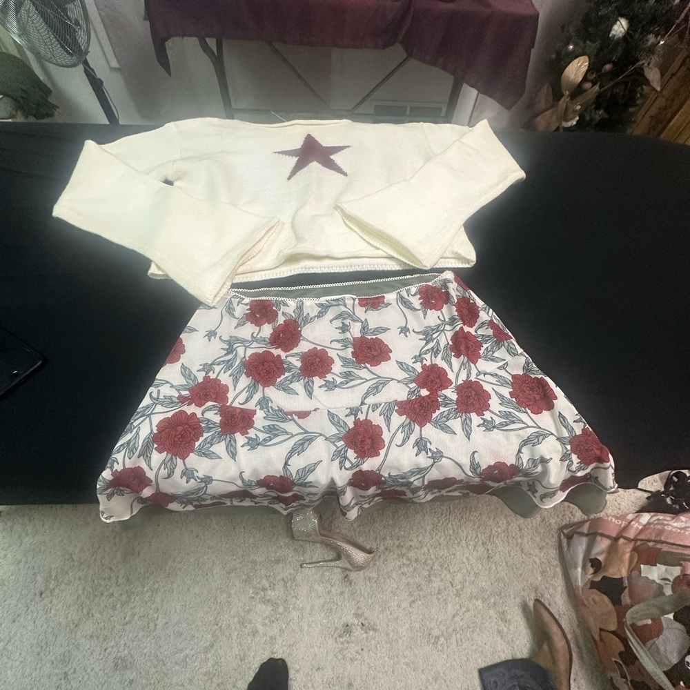 This is a darling outfit from “Hot topic”